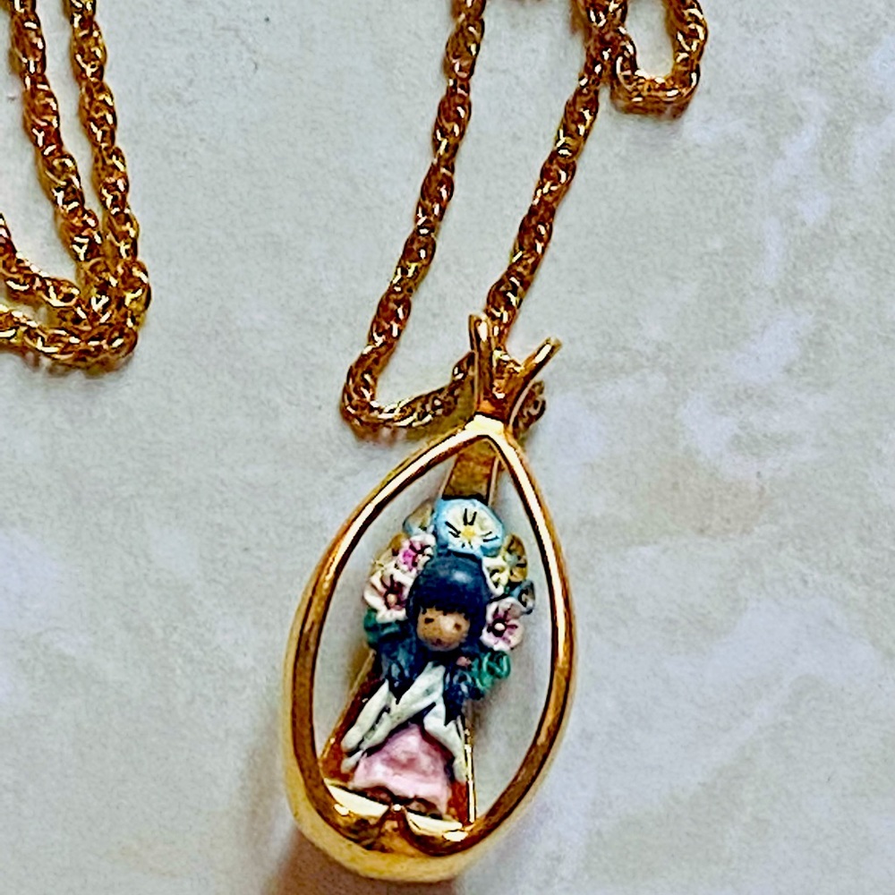 Vintage Goebel For Ted De Grazia “The Flower Girl” Gold Tone 24” Necklace